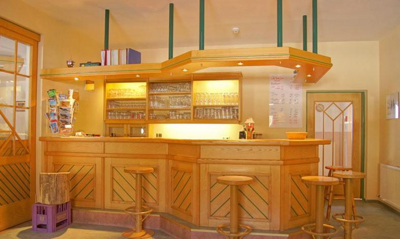 Jugendgastehaus Steiner Hostel อีเบิน อิม พอนเกา ภายนอก รูปภาพ