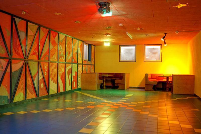 Jugendgastehaus Steiner Hostel อีเบิน อิม พอนเกา ภายนอก รูปภาพ